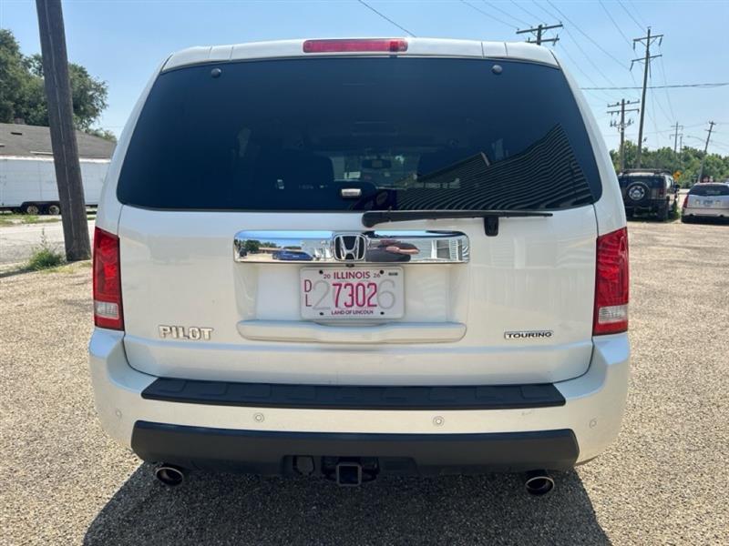 Honda Pilot Touring 2WD 5-Spd AT with DVD 2011