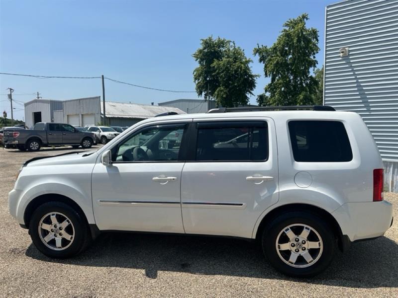 Honda Pilot Touring 2WD 5-Spd AT with DVD 2011