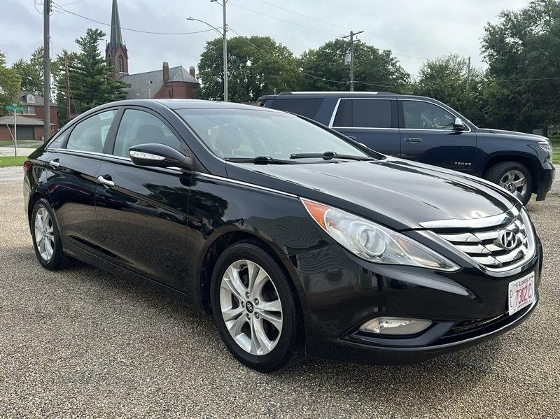 Hyundai Sonata Limited 2.4L 2011