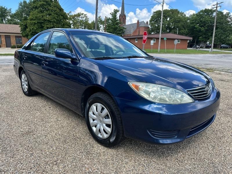 Toyota Camry LE 2005