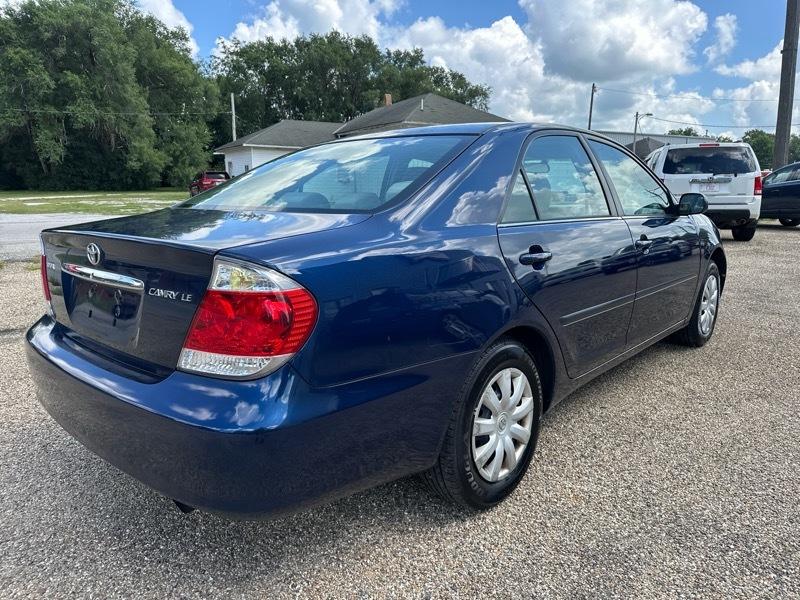 Toyota Camry LE 2005