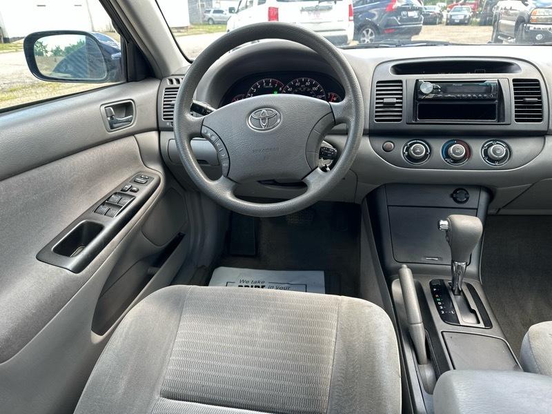 Toyota Camry LE 2005