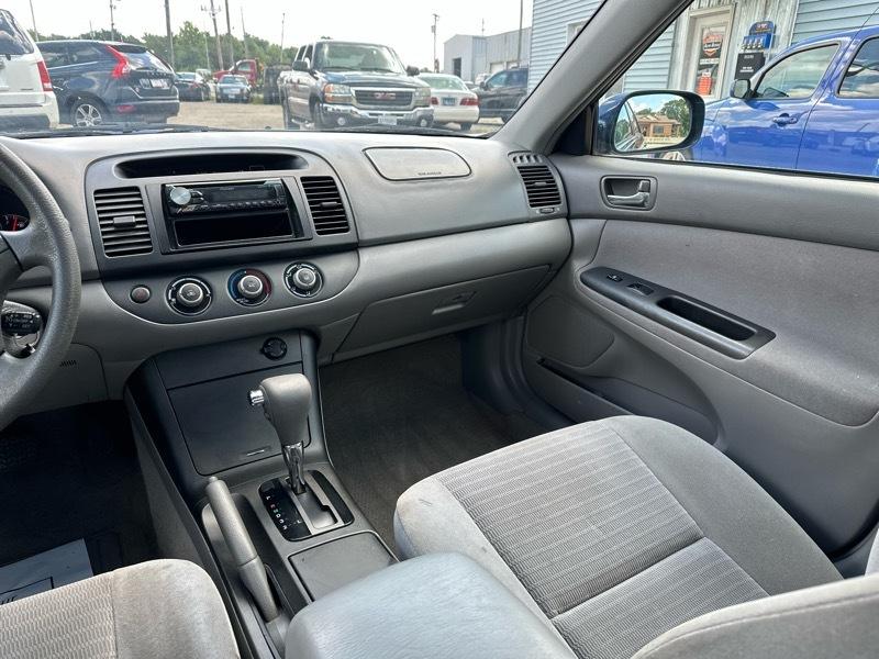 Toyota Camry LE 2005