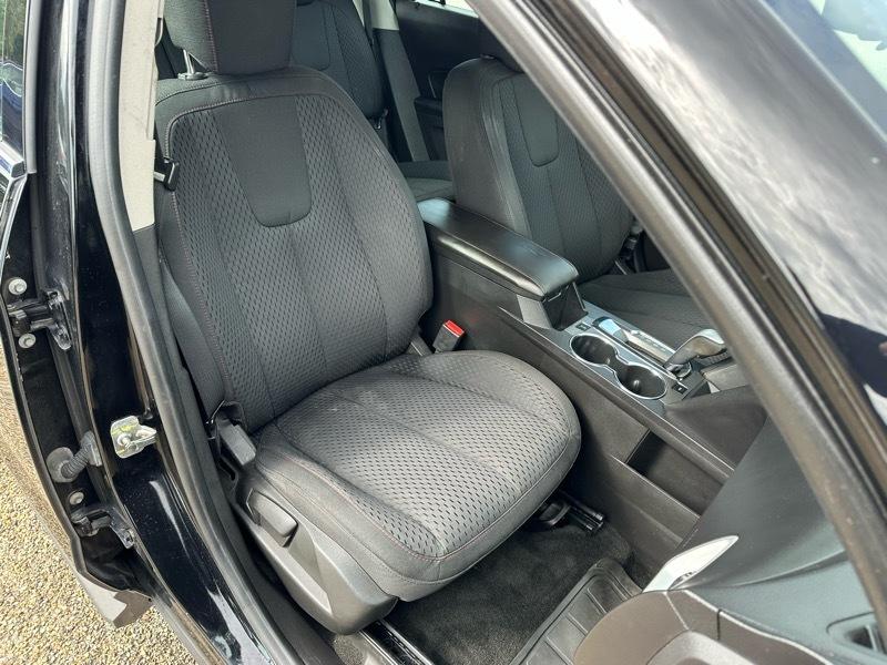 Chevrolet Equinox LS 2WD 2013