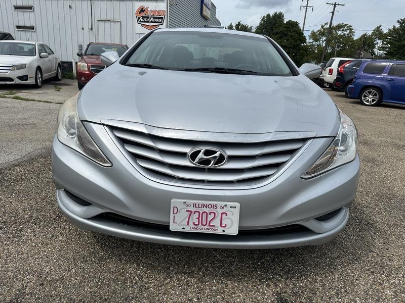 Hyundai Sonata SE 2.4L 2012