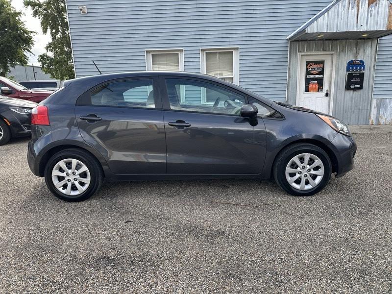 Kia Rio5 EX 2013