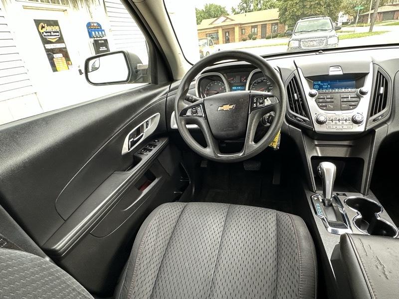 Chevrolet Equinox LS 2WD 2013