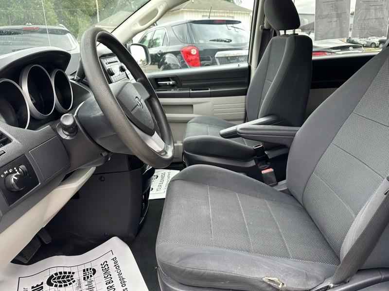 Dodge Grand Caravan SE 2009