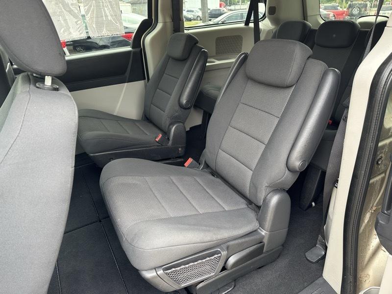Dodge Grand Caravan SE 2009