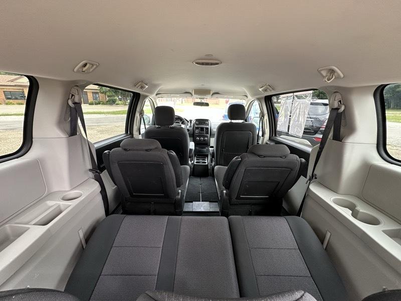 Dodge Grand Caravan SE 2009