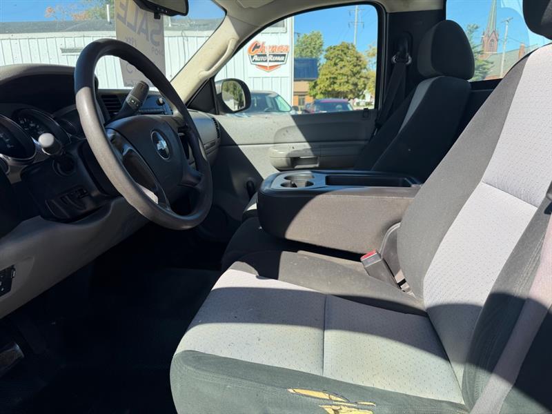 Chevrolet Silverado 2500HD Work Truck Long Box 2WD 2009