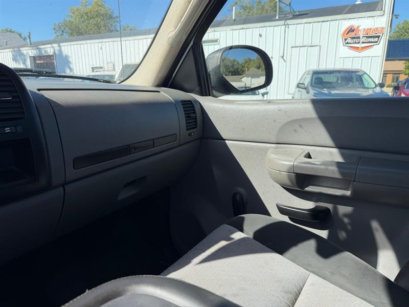 Chevrolet Silverado 2500HD Work Truck Long Box 2WD 2009