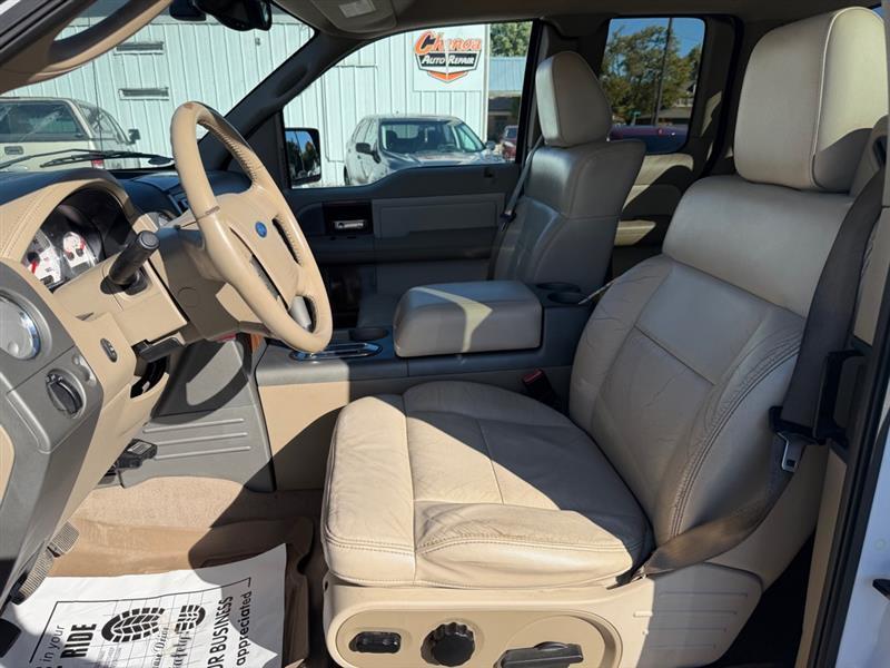 Ford F-150 Lariat SuperCab 4WD 2004