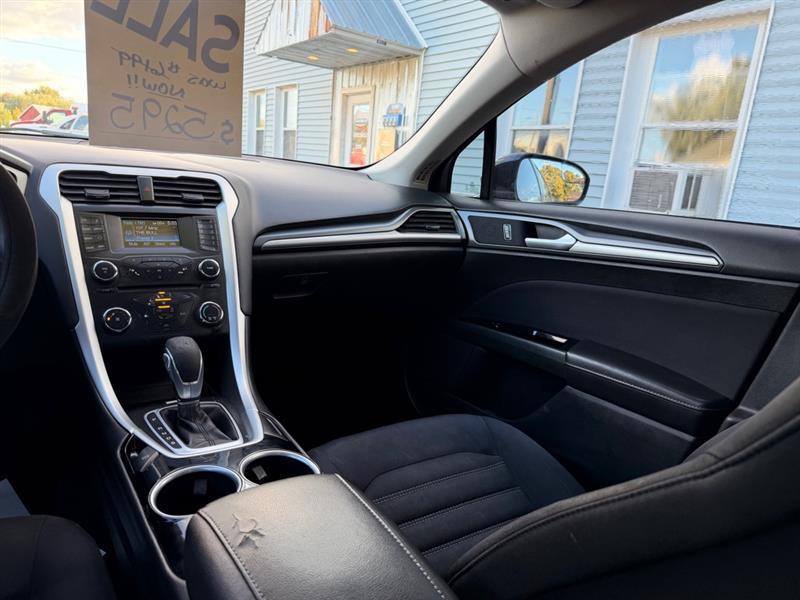 Ford Fusion SE 2014