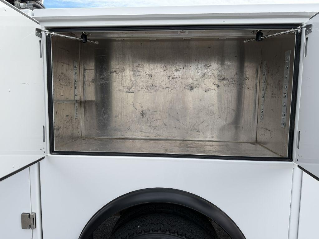 Ford F-550 Regular Cab DRW 4WD 2020