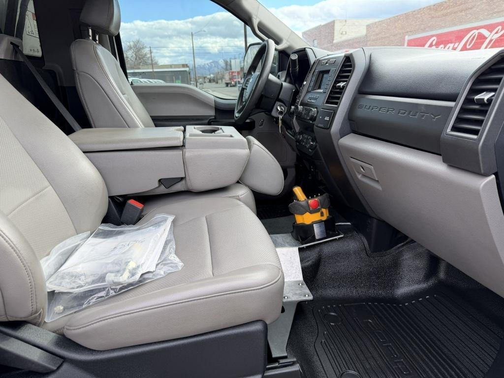 Ford F-550 Regular Cab DRW 4WD 2020