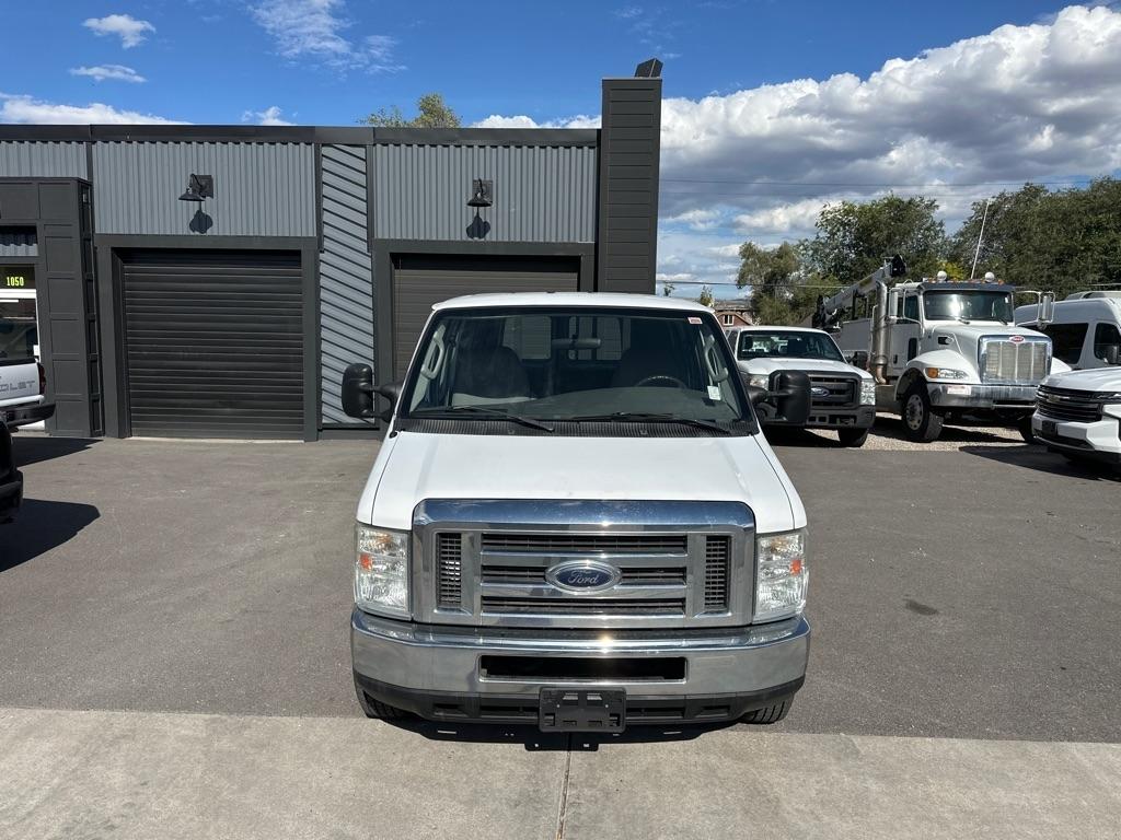 Ford Econoline E-250 2008