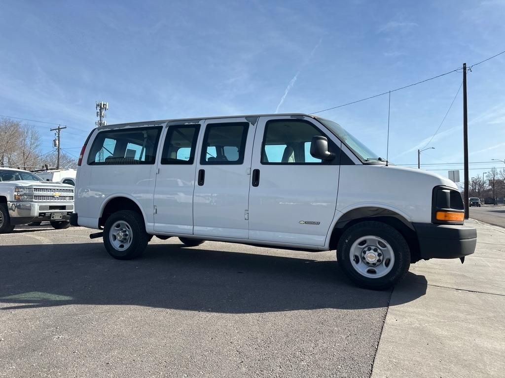 Chevrolet Express 2500 2004