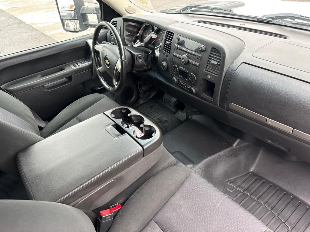 Chevrolet Silverado 2500HD LT Crew Cab 4WD 2012