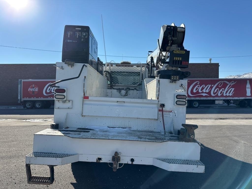 Peterbilt 337  2016