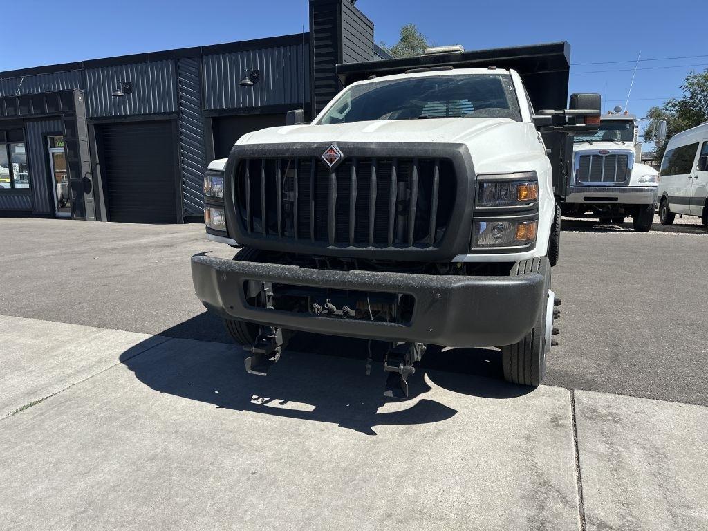 International CV515  2020