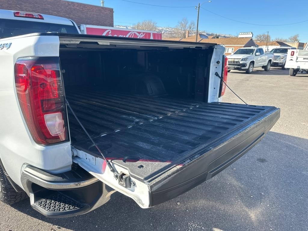 GMC Sierra 1500 Base Reg Cab 4WD 2023