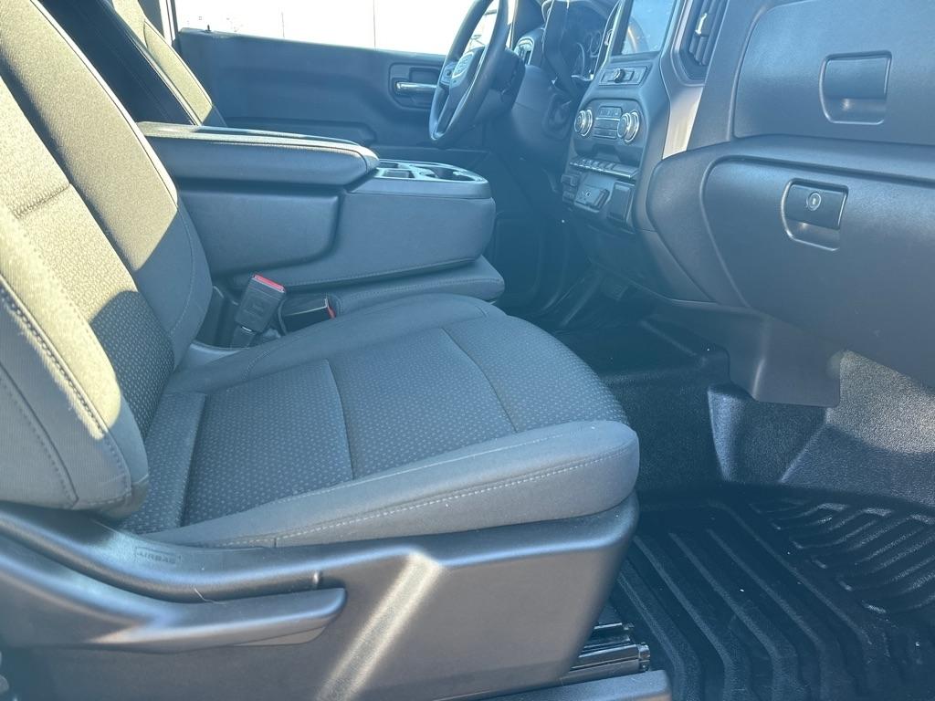 GMC Sierra 1500 Base Reg Cab 4WD 2023