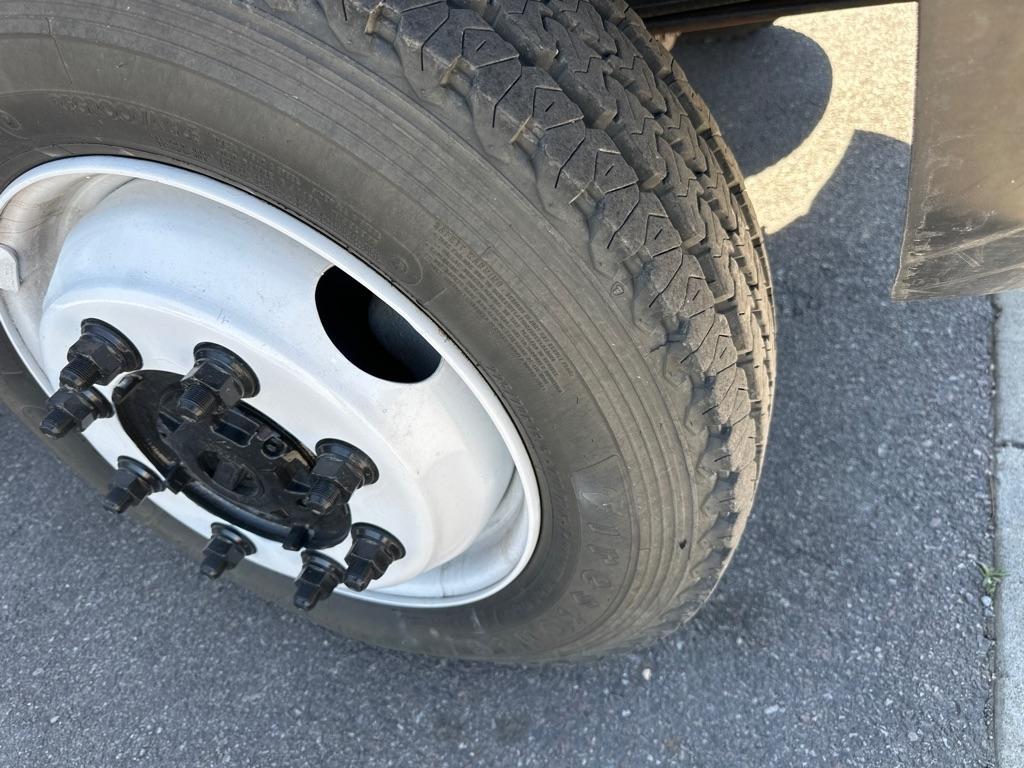 International CV515  2022