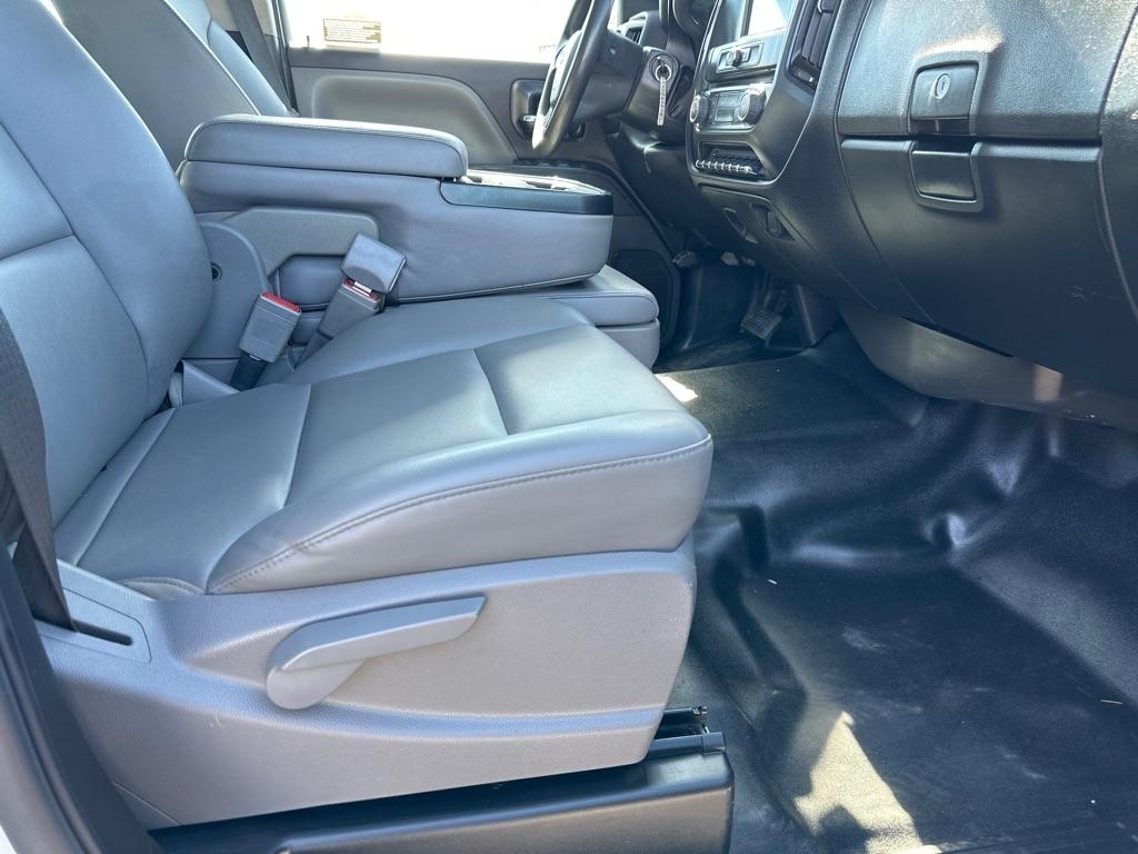 International CV515  2022