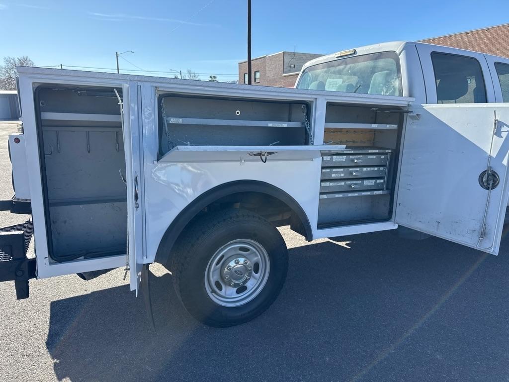 Ford F-350 SD King Ranch Crew Cab 4WD 2014