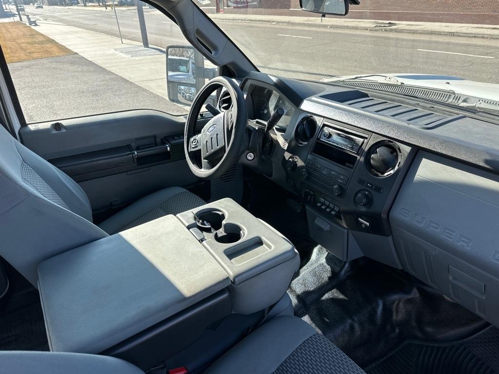 Ford F-350 SD King Ranch Crew Cab 4WD 2014