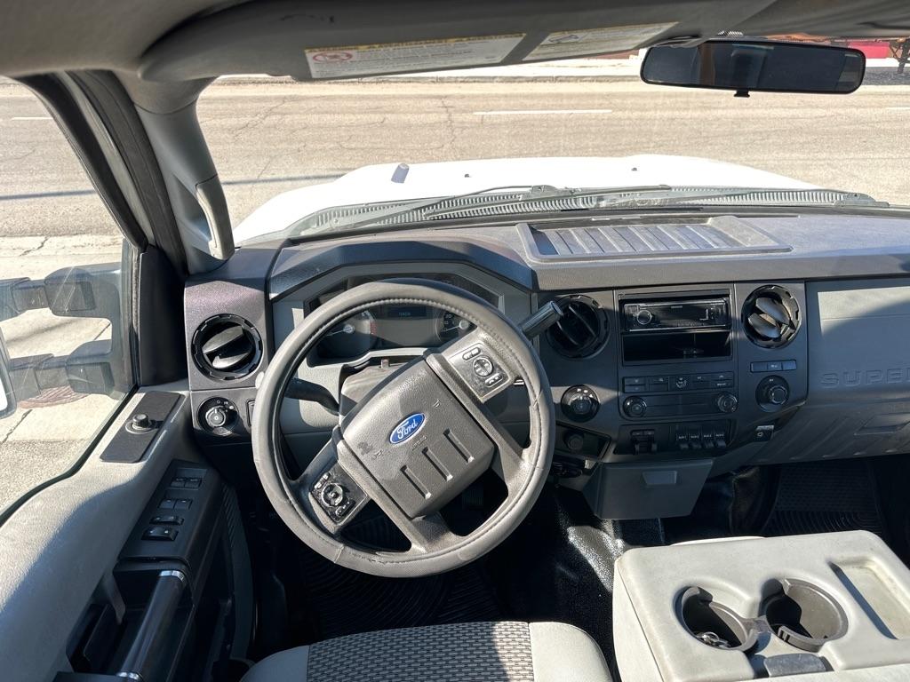 Ford F-350 SD King Ranch Crew Cab 4WD 2014