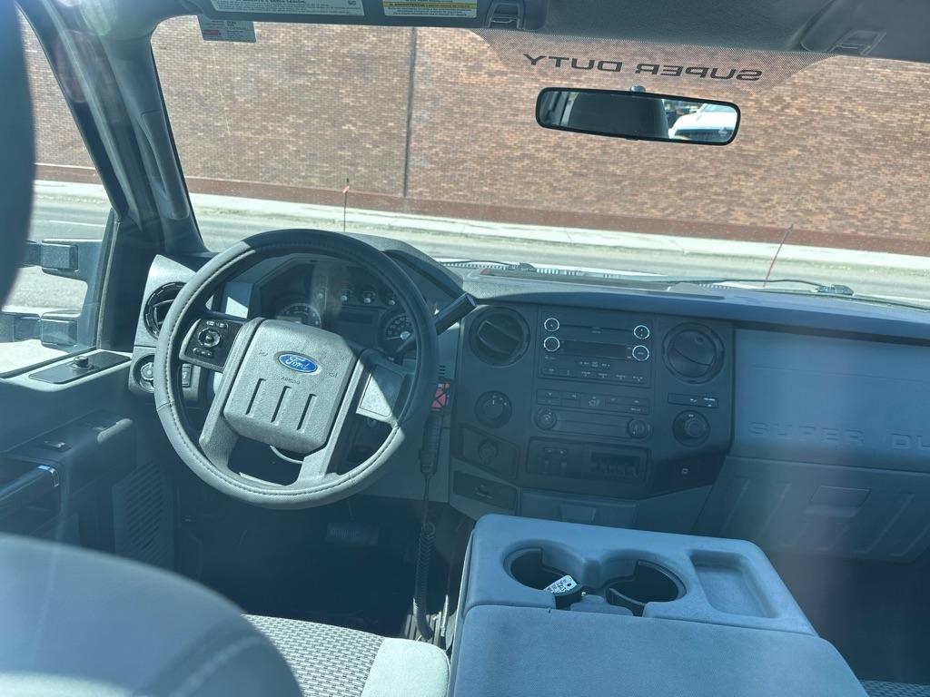 Ford F-350 SD XL 4WD 2011