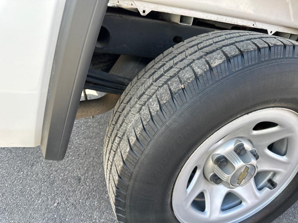 GMC Sierra 1500 Base Long Box 2WD 2015