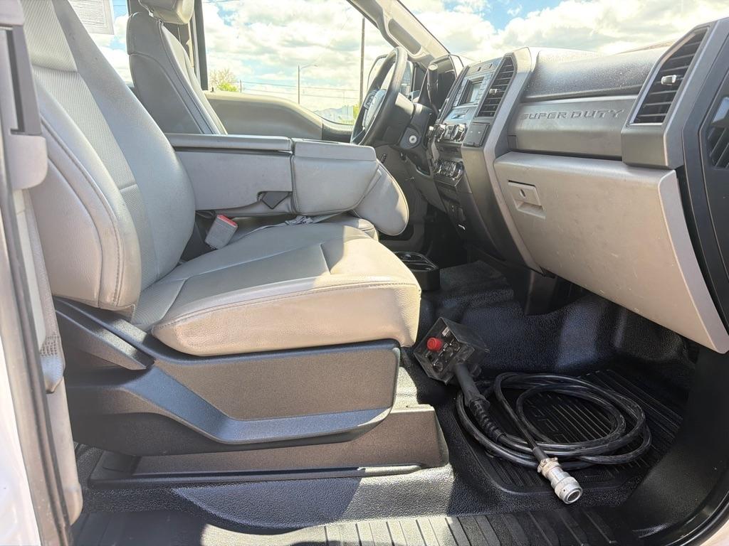 Ford F-250 SD XL SuperCab 4WD 2018