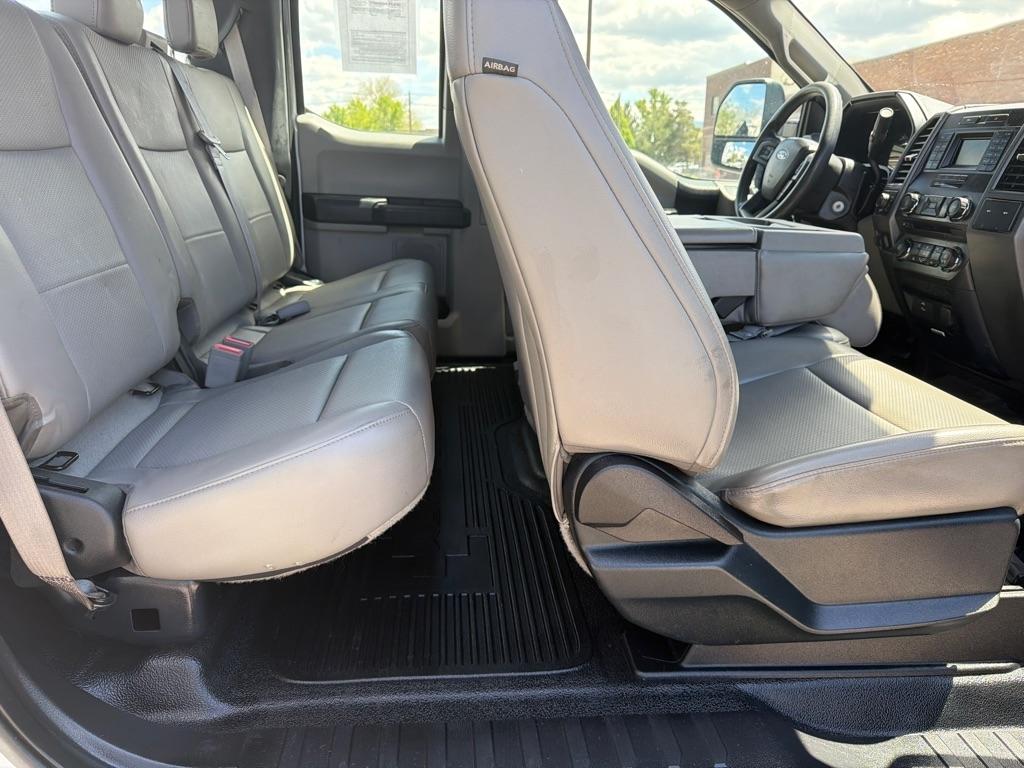 Ford F-250 SD XL SuperCab 4WD 2018