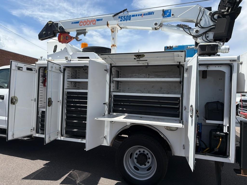 Ford F-550 SuperCab DRW 4WD 2019