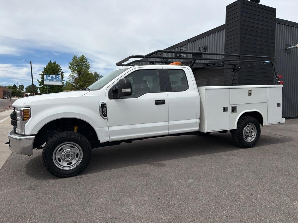 Ford F-250 SD XL SuperCab 4WD 2018