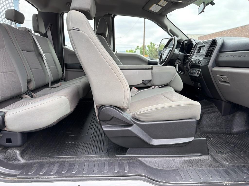 Ford F-250 SD XL SuperCab 4WD 2018