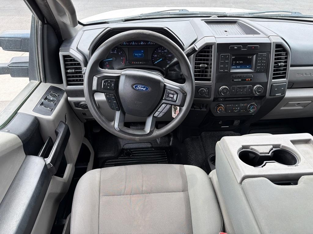 Ford F-250 SD XL SuperCab 4WD 2018
