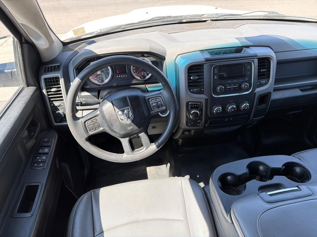 RAM 1500 Classic Tradesman Quad Cab 4WD 2019
