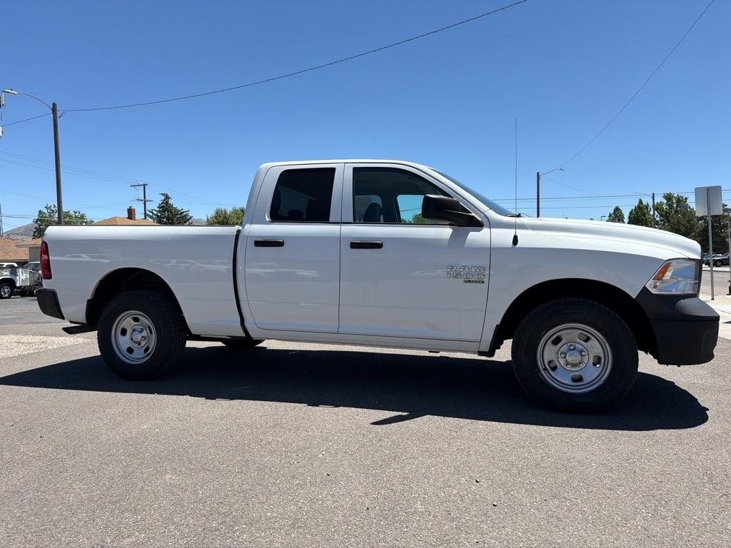 RAM 1500 Classic Tradesman Quad Cab 4WD 2019