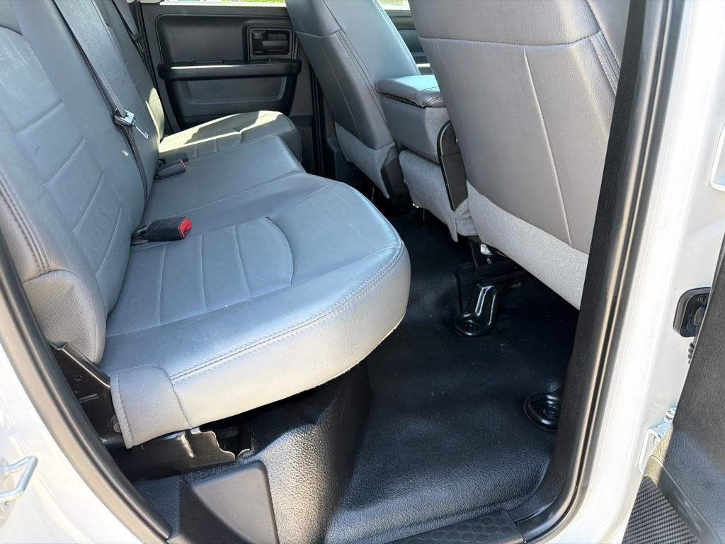 RAM 1500 Classic Tradesman Quad Cab 4WD 2019