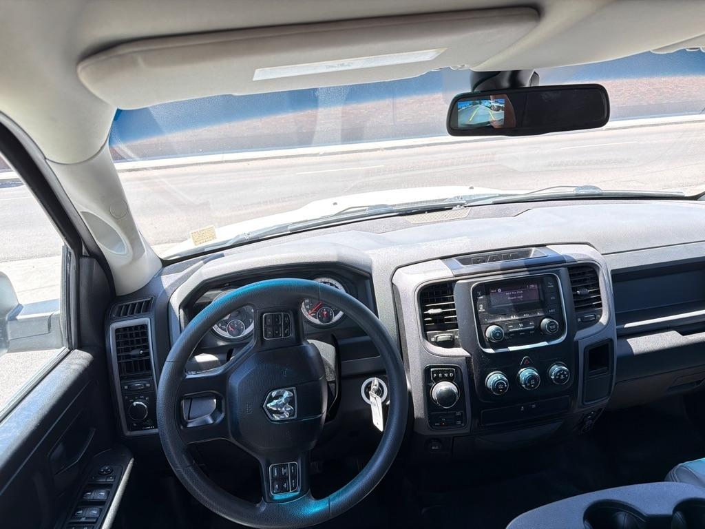 RAM 1500 Classic Tradesman Quad Cab 4WD 2019