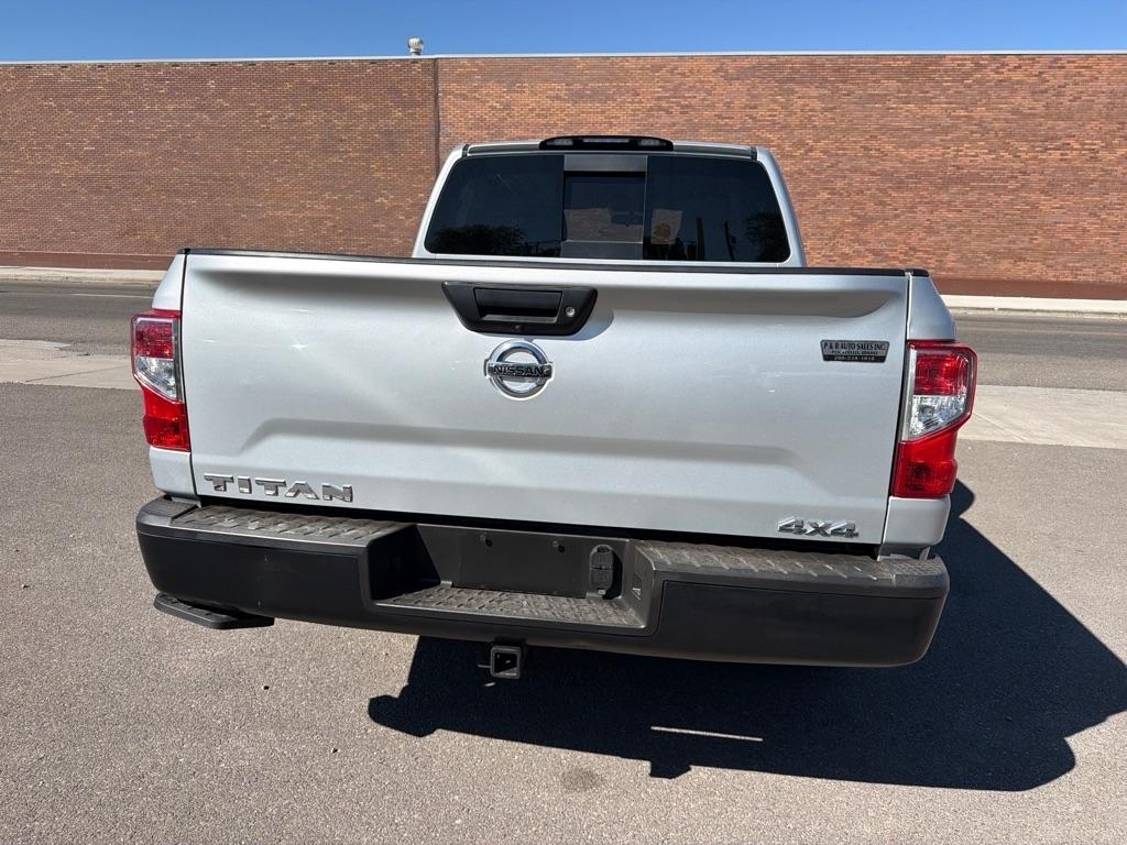 Nissan Titan S Crew Cab 4WD 2019