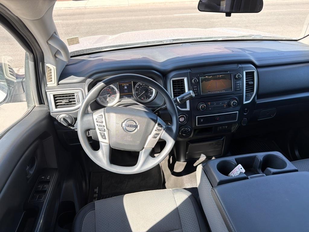Nissan Titan S Crew Cab 4WD 2019