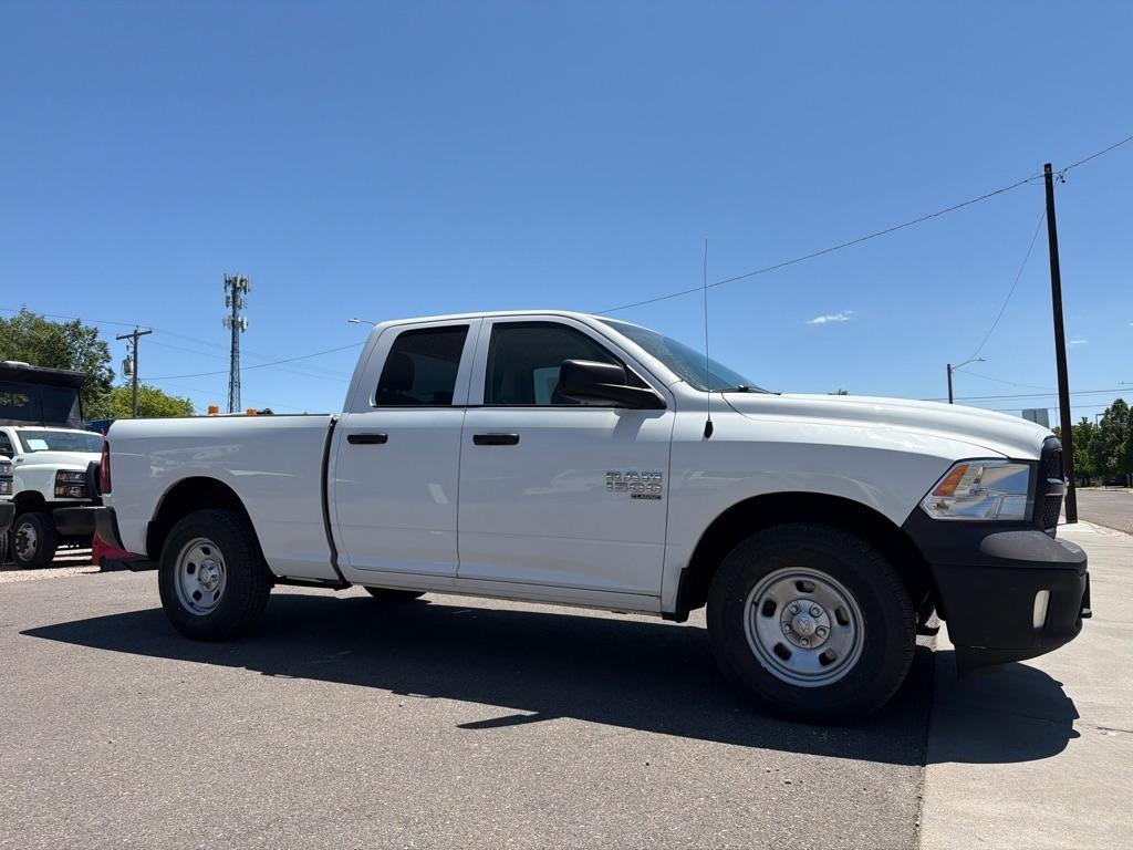 RAM 1500 Classic Tradesman Quad Cab 4WD 2022