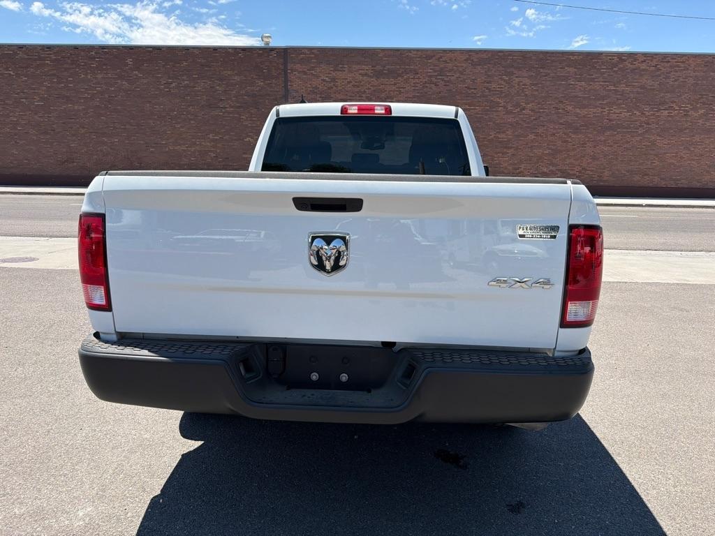 RAM 1500 Classic Tradesman Quad Cab 4WD 2022