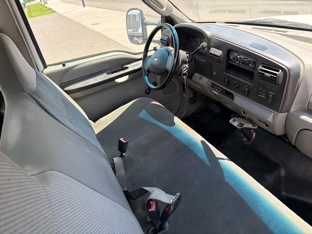 Ford F-450 SD Regular Cab 2WD DRW 2006