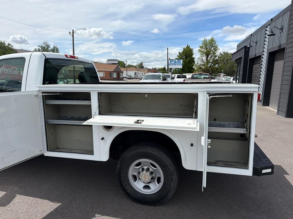Chevrolet Silverado 2500HD Long Bed 2WD 2005